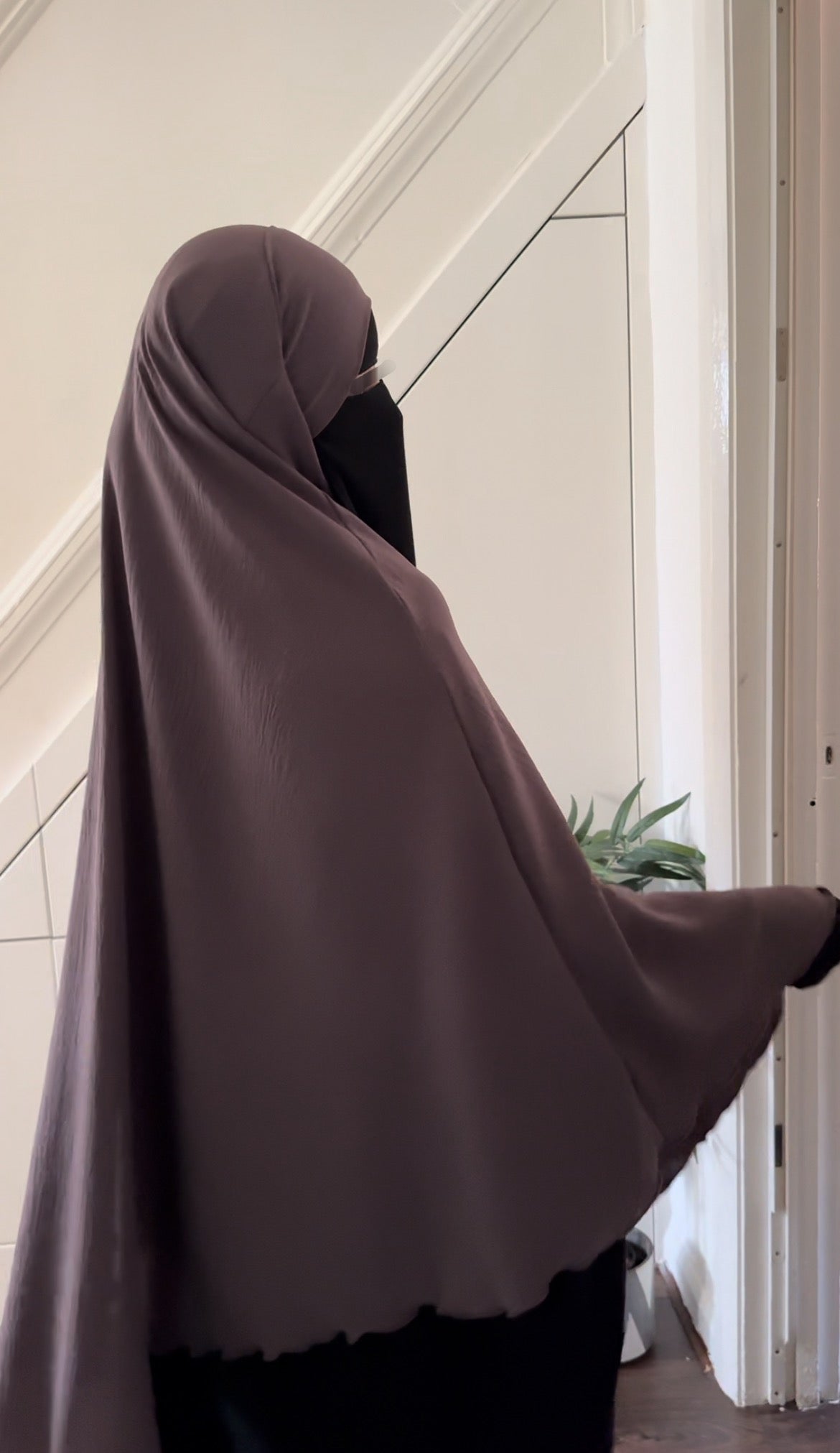 Einab Khimar